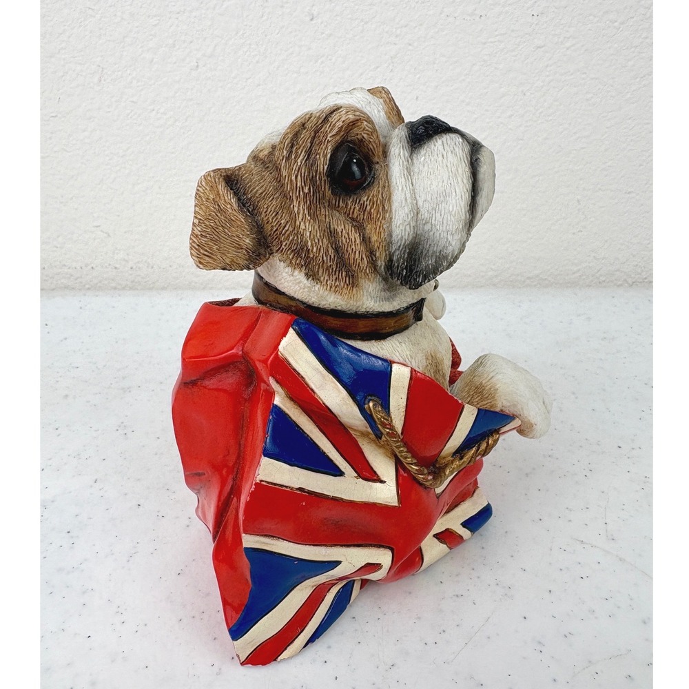 Leonardo‎ Collection Winston the Bulldog Figurine Union Jack Flag 2001 Resin